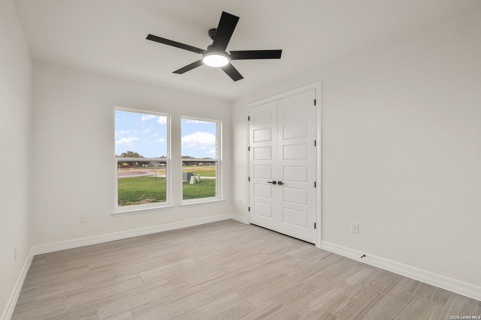 100 W Medium Meadow Drive Lytle TX 78052