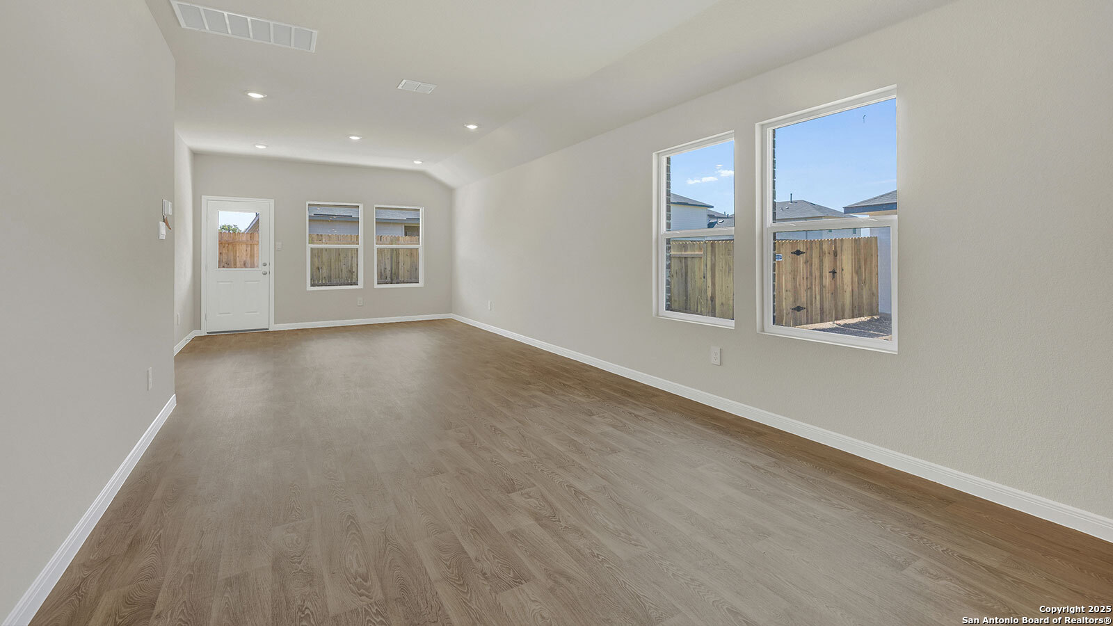 160 Raymondville Path San Marcos TX 78666