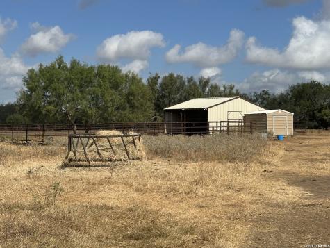2211 E Fm 1518 S St Hedwig TX 78152