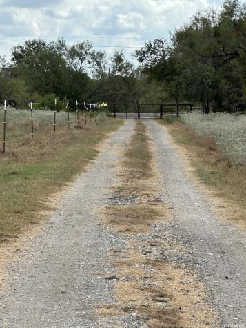 2211 E Fm 1518 S St Hedwig TX 78152