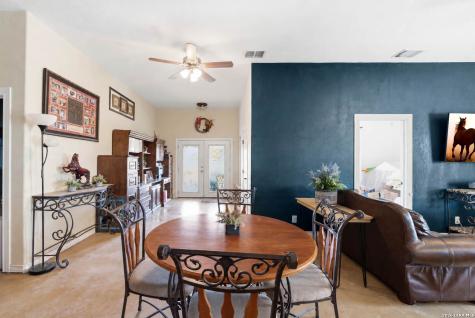 2211 E Fm 1518 S St Hedwig TX 78152