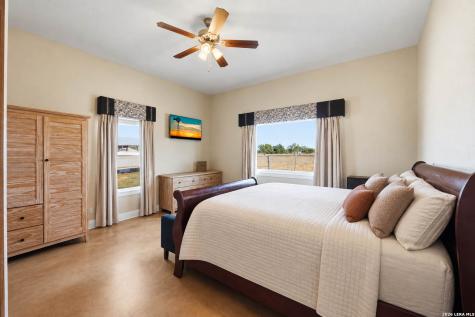 2211 E Fm 1518 S St Hedwig TX 78152