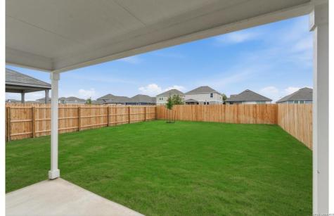 450 White Heron Way Marion TX 78124