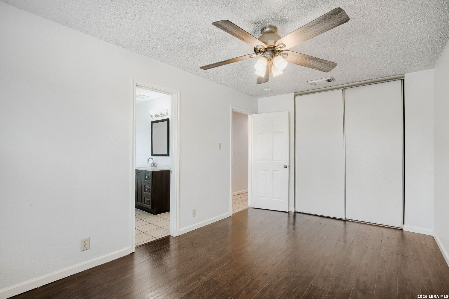 5942 Hidden Glade San Antonio TX 78250