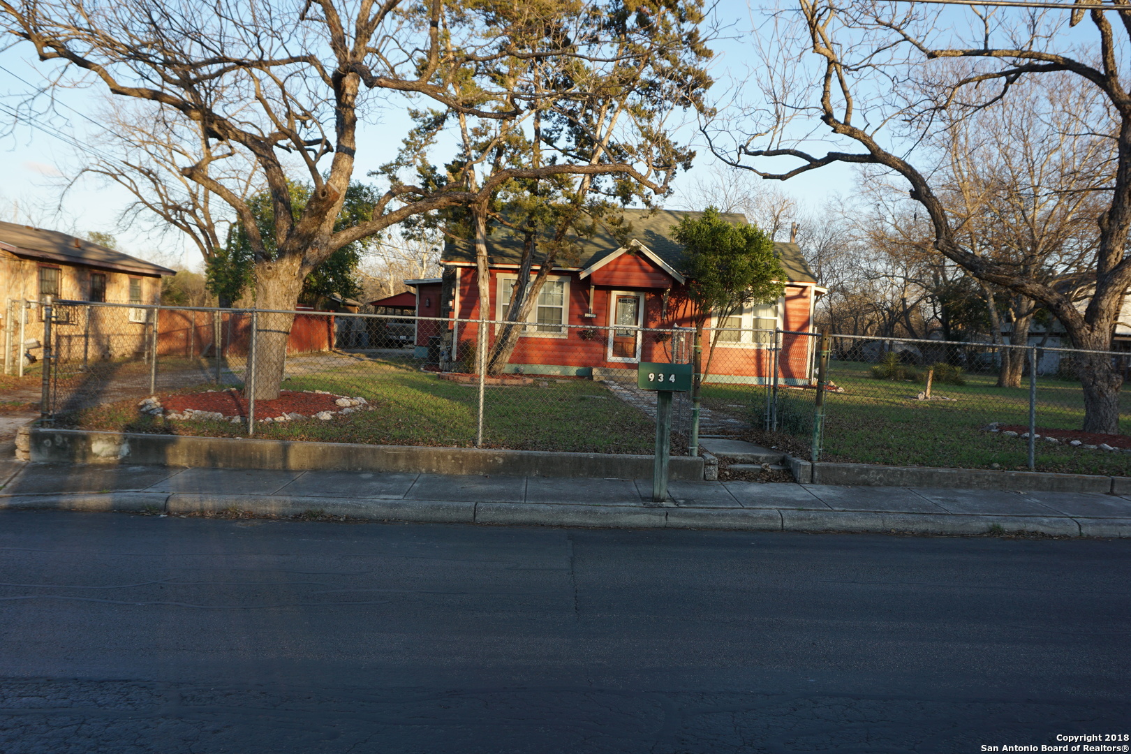 934 SW 38th Street San Antonio TX 78237