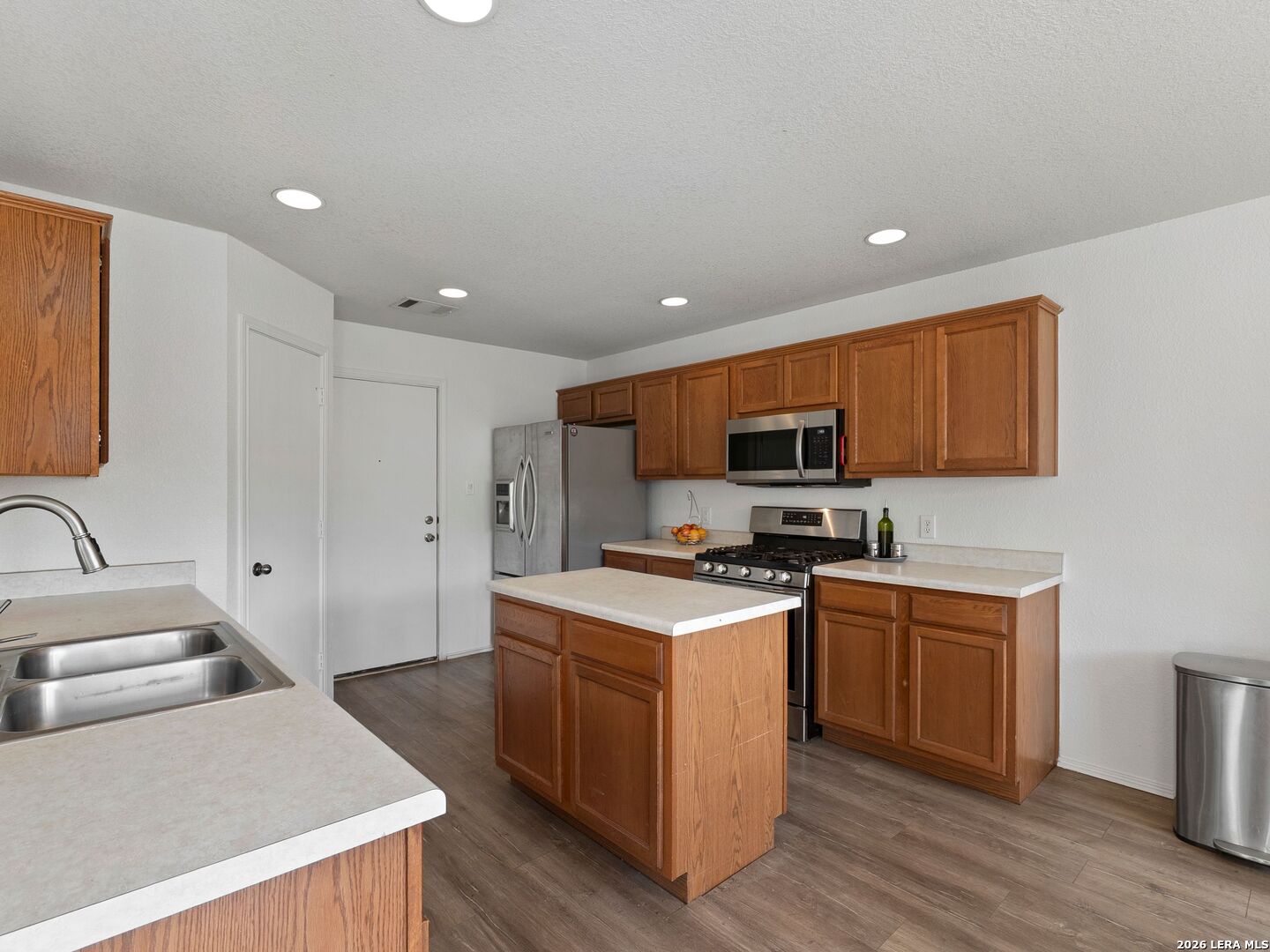 3406 Barksdale Drive Austin TX 78725