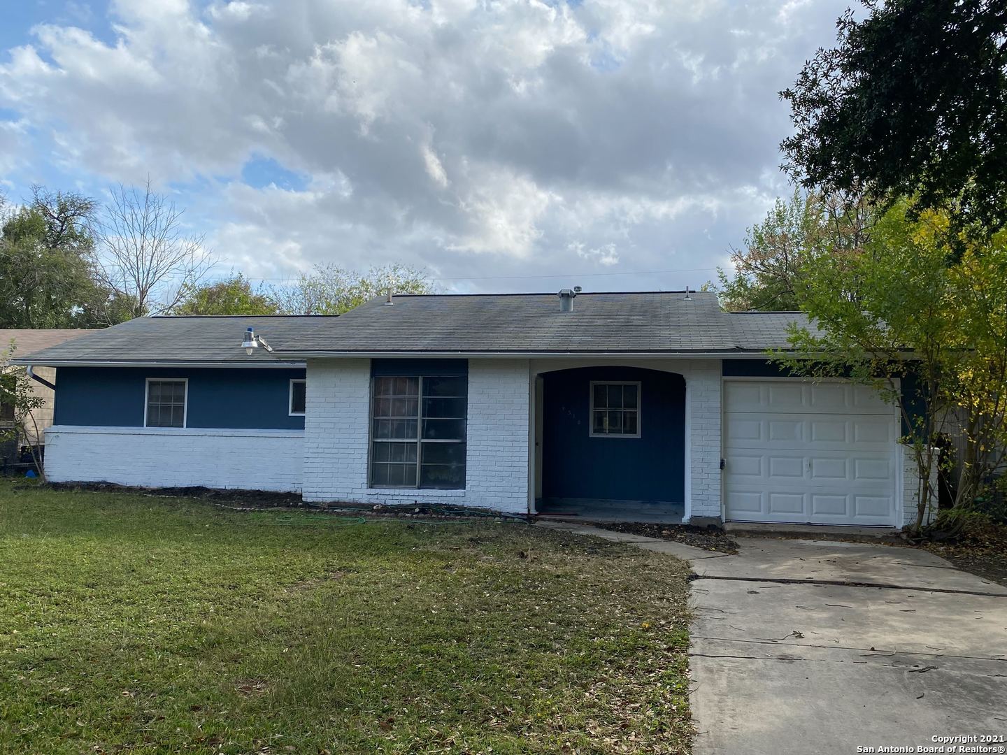 4318 Sun Vista Lane San Antonio TX 78217