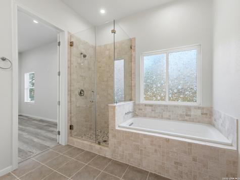 5014 Fawn Lake San Antonio TX 78244