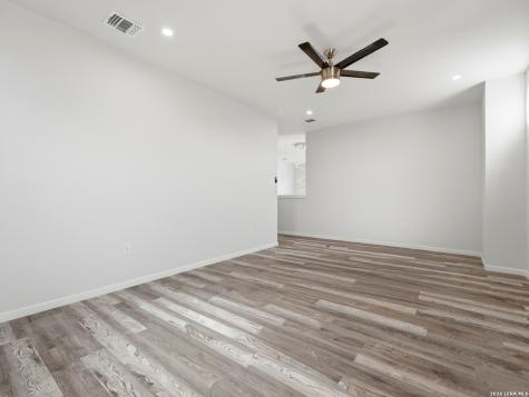 5014 Fawn Lake San Antonio TX 78244