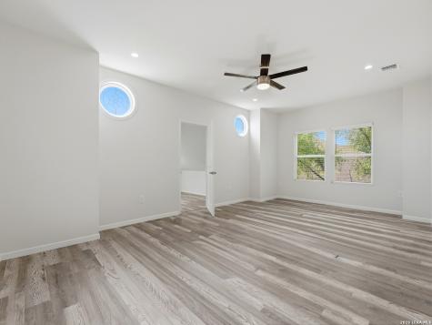 5014 Fawn Lake San Antonio TX 78244