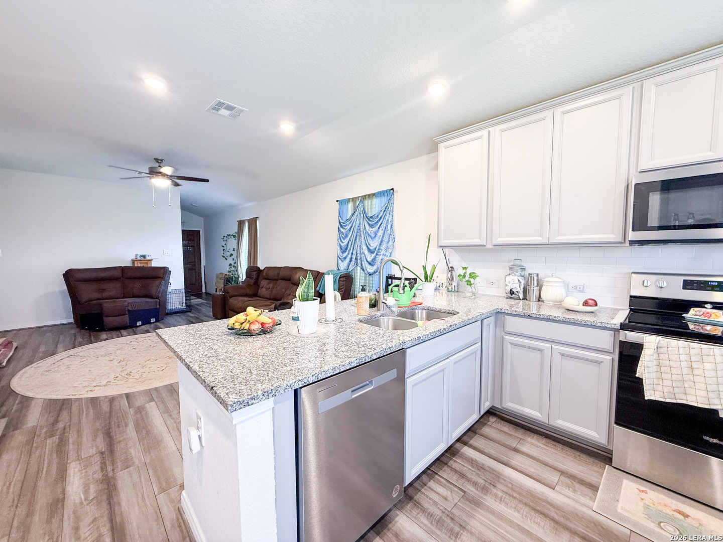 9503 Falls Canyon Boulevard Converse TX 78109
