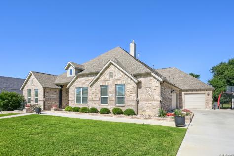 208 Englewood Lane Castroville TX 78009