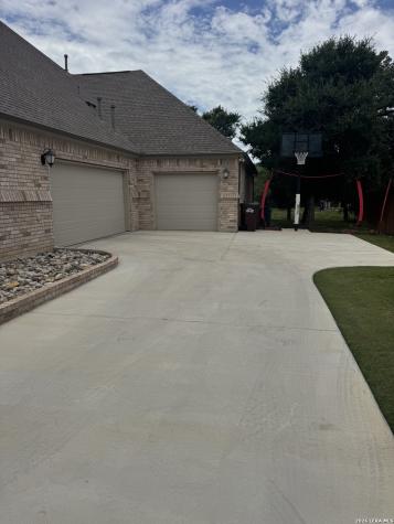 208 Englewood Lane Castroville TX 78009