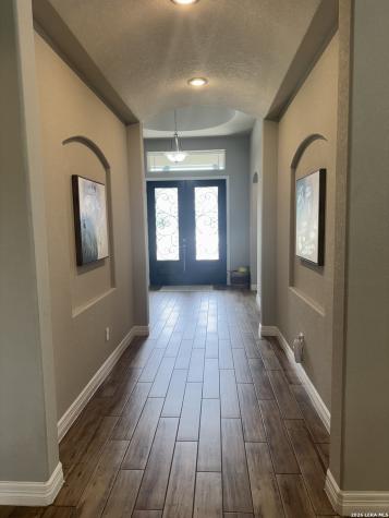 208 Englewood Lane Castroville TX 78009