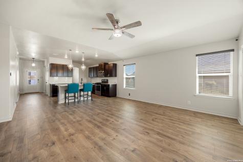 13044 Whisper Bend San Antonio TX 78252