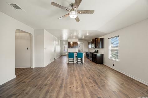 13044 Whisper Bend San Antonio TX 78252