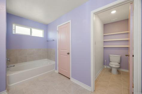 13044 Whisper Bend San Antonio TX 78252