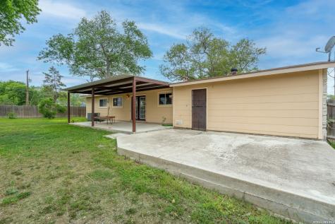 838 Boulder Drive Universal City TX 78148