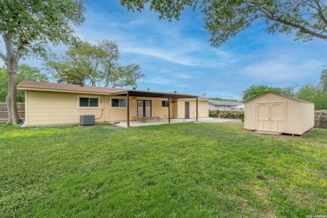 838 Boulder Drive Universal City TX 78148