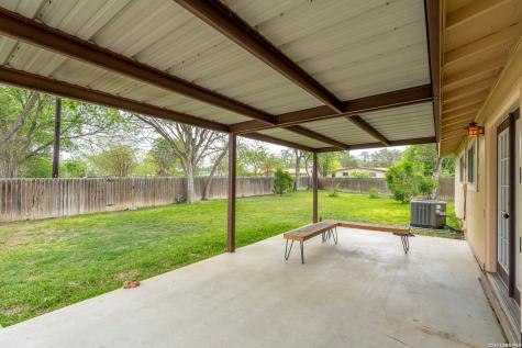 838 Boulder Drive Universal City TX 78148