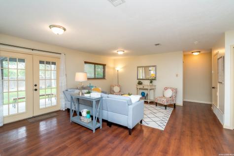 838 Boulder Drive Universal City TX 78148