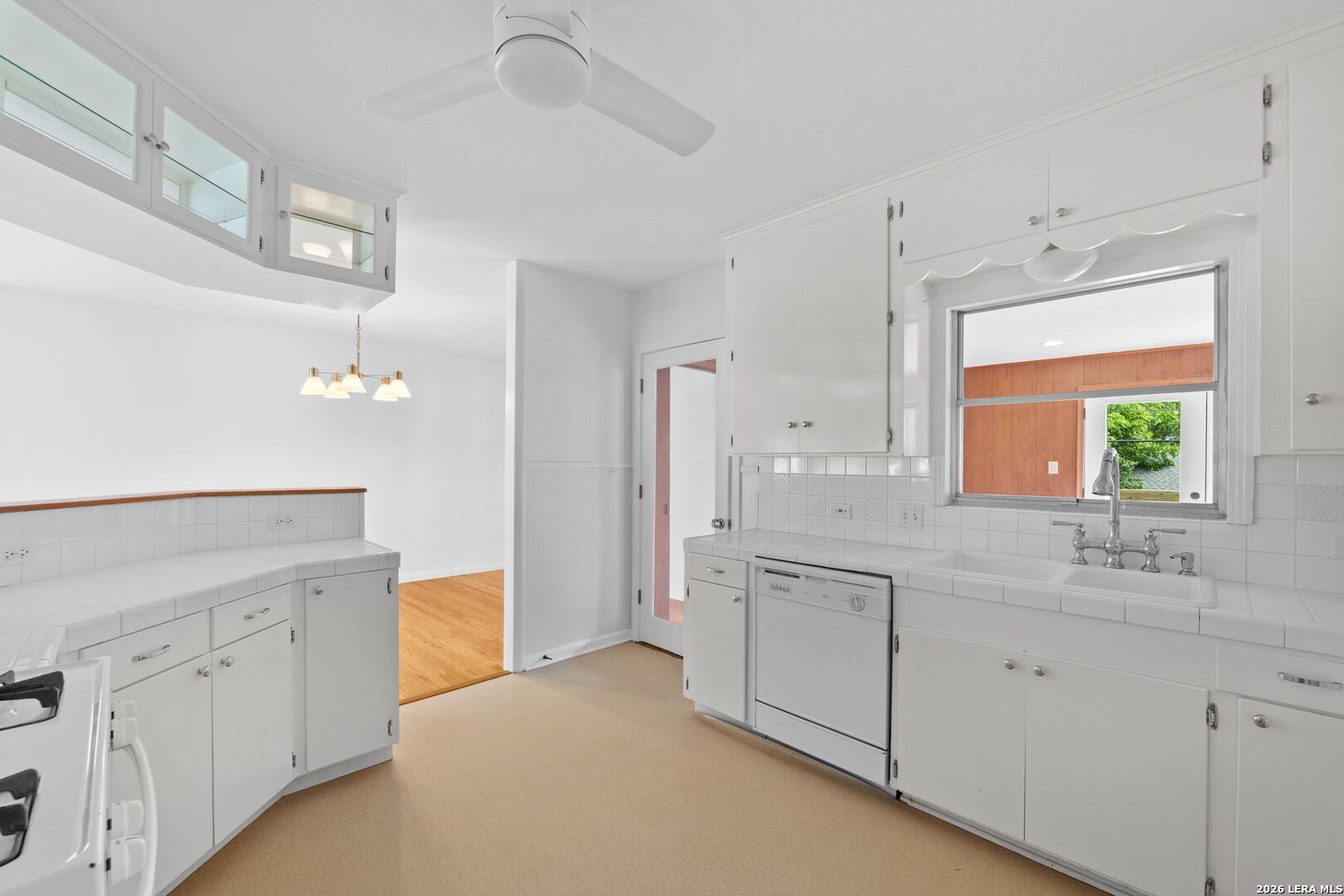 253 E Edgewood Place Alamo Heights TX 78209
