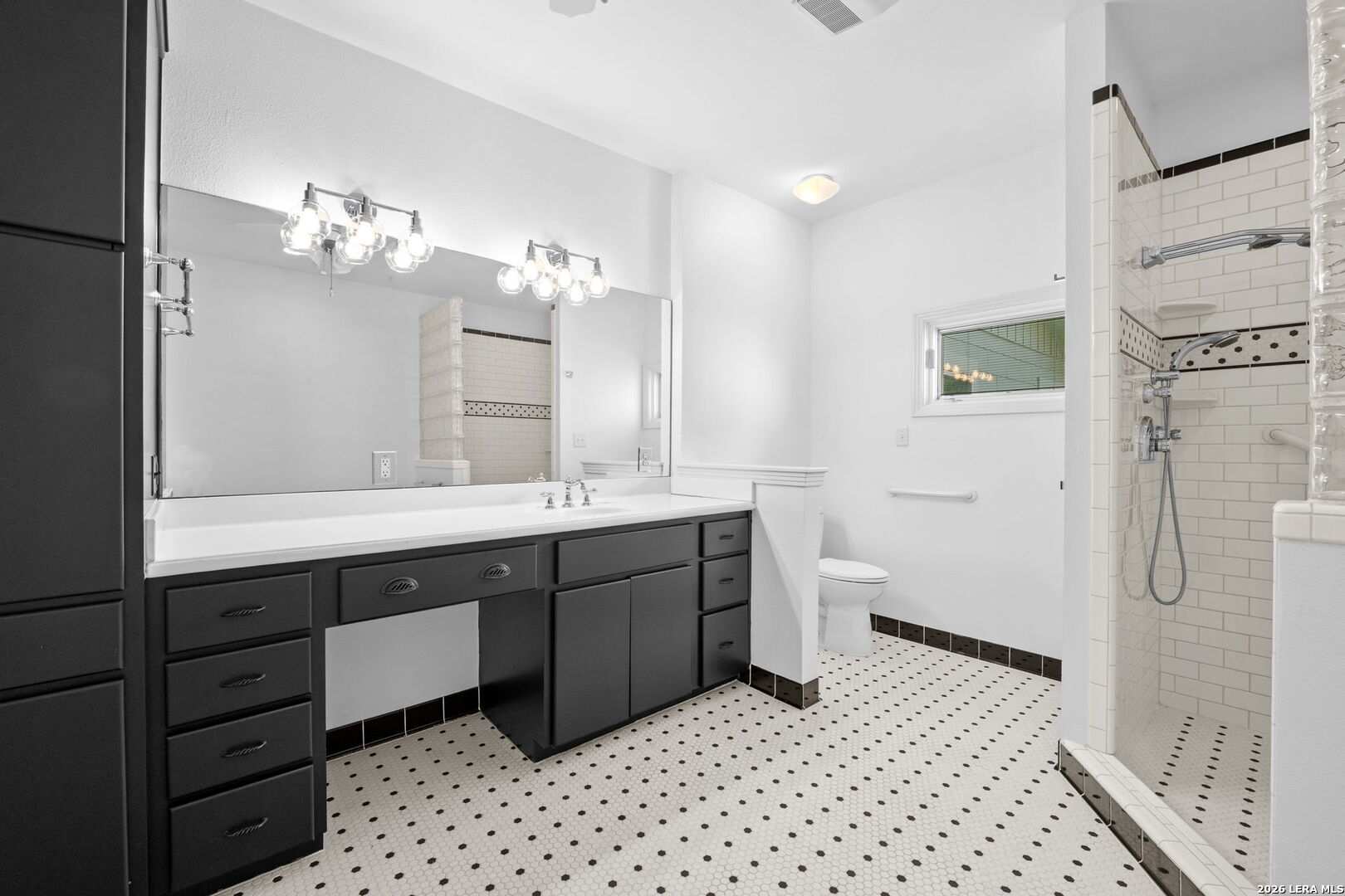 253 E Edgewood Place Alamo Heights TX 78209