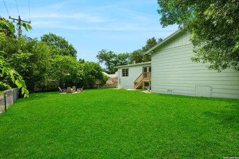 253 E Edgewood Place Alamo Heights TX 78209