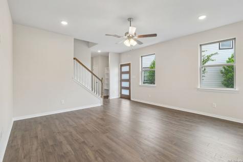 1227 Casetta Run New Braunfels TX 78130