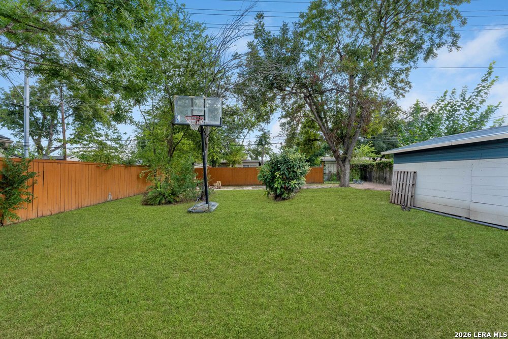 322 Edgebrook Lane San Antonio TX 78213