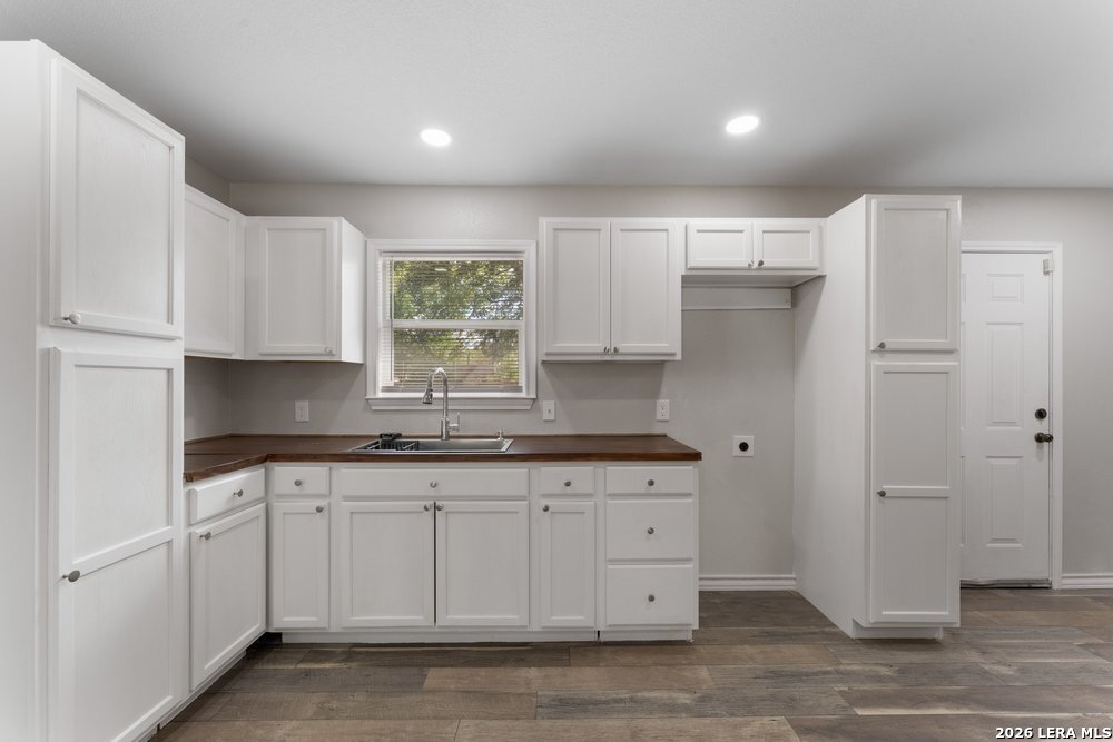 322 Edgebrook Lane San Antonio TX 78213