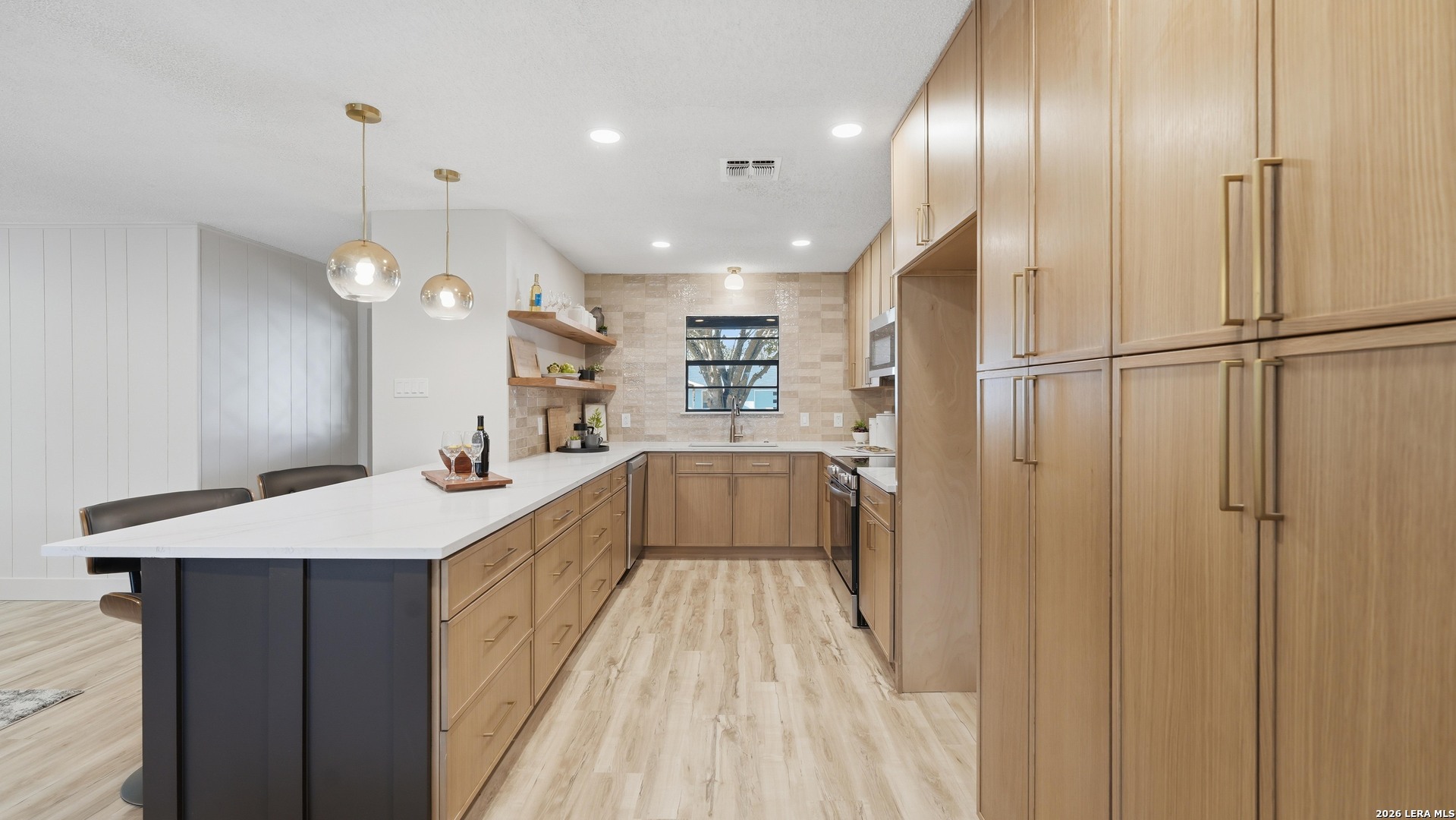 206 Glenmoor Drive Fredericksburg TX 78624