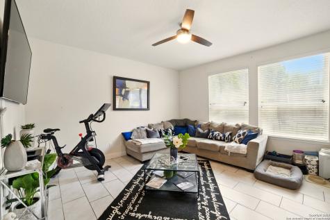 5819 Couble Falls San Antonio TX 78253