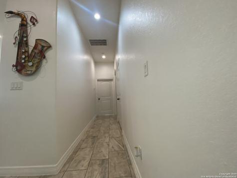 3731 Flyn Y San Antonio TX 78253