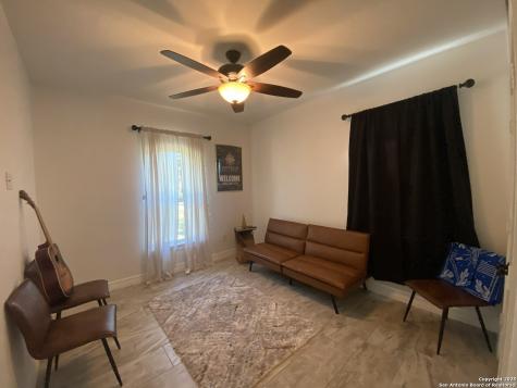 3731 Flyn Y San Antonio TX 78253