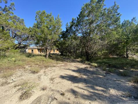 3731 Flyn Y San Antonio TX 78253