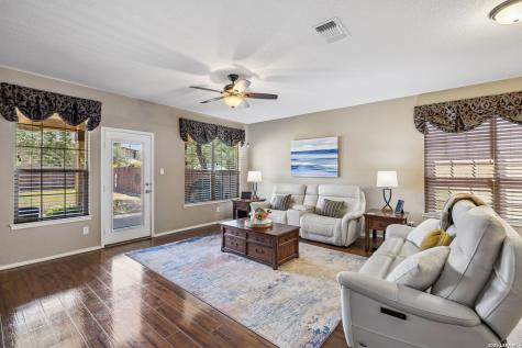20214 Silver Stream San Antonio TX 78259
