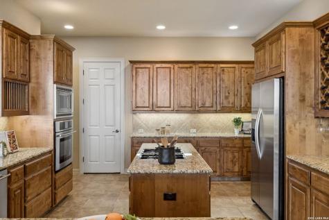 426 Pueblo Pintado Helotes TX 78023