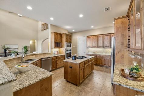 426 Pueblo Pintado Helotes TX 78023