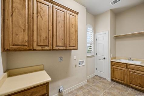 426 Pueblo Pintado Helotes TX 78023