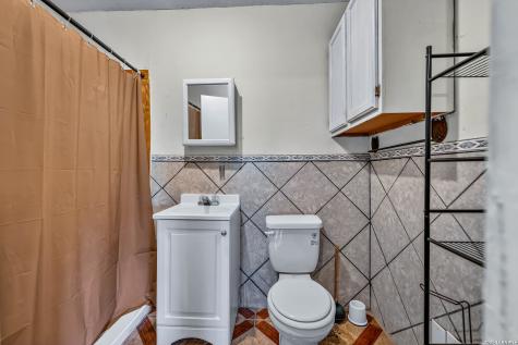 903 E Westmeyer Poth TX 78147