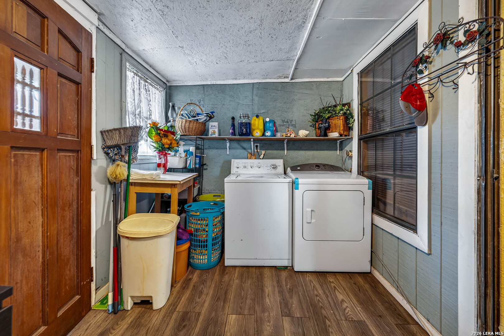 903 E Westmeyer Poth TX 78147