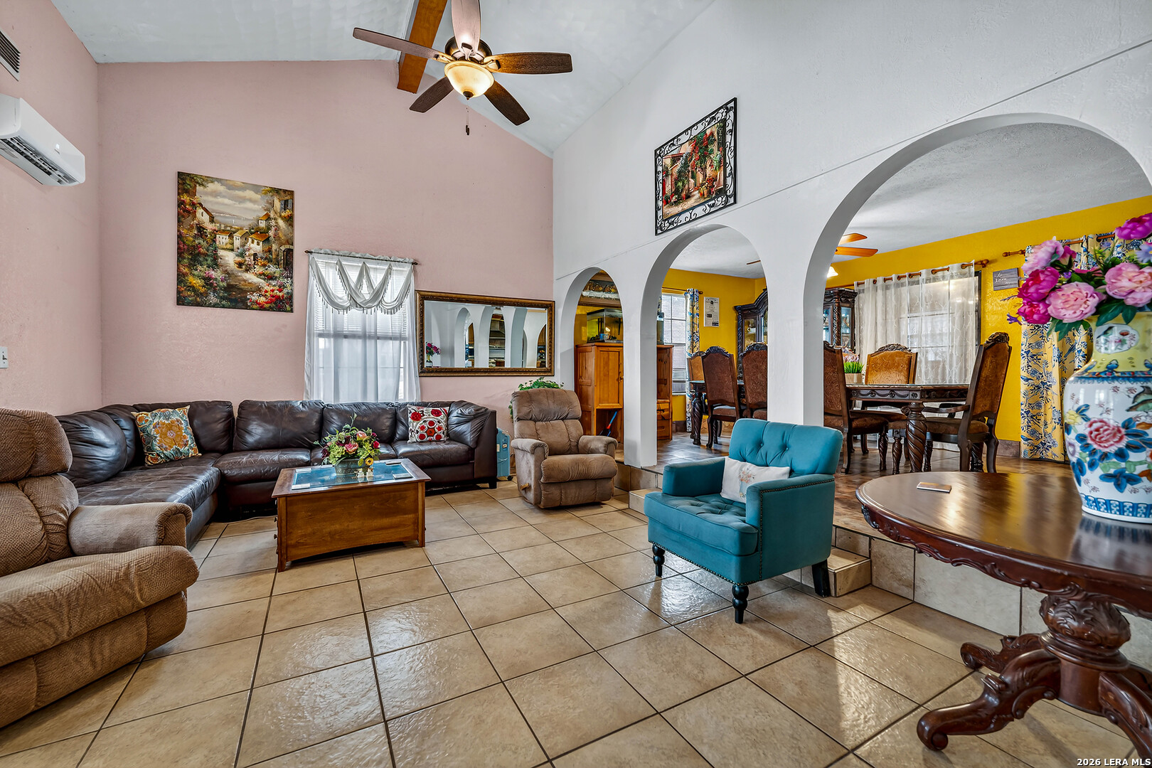 903 E Westmeyer Poth TX 78147