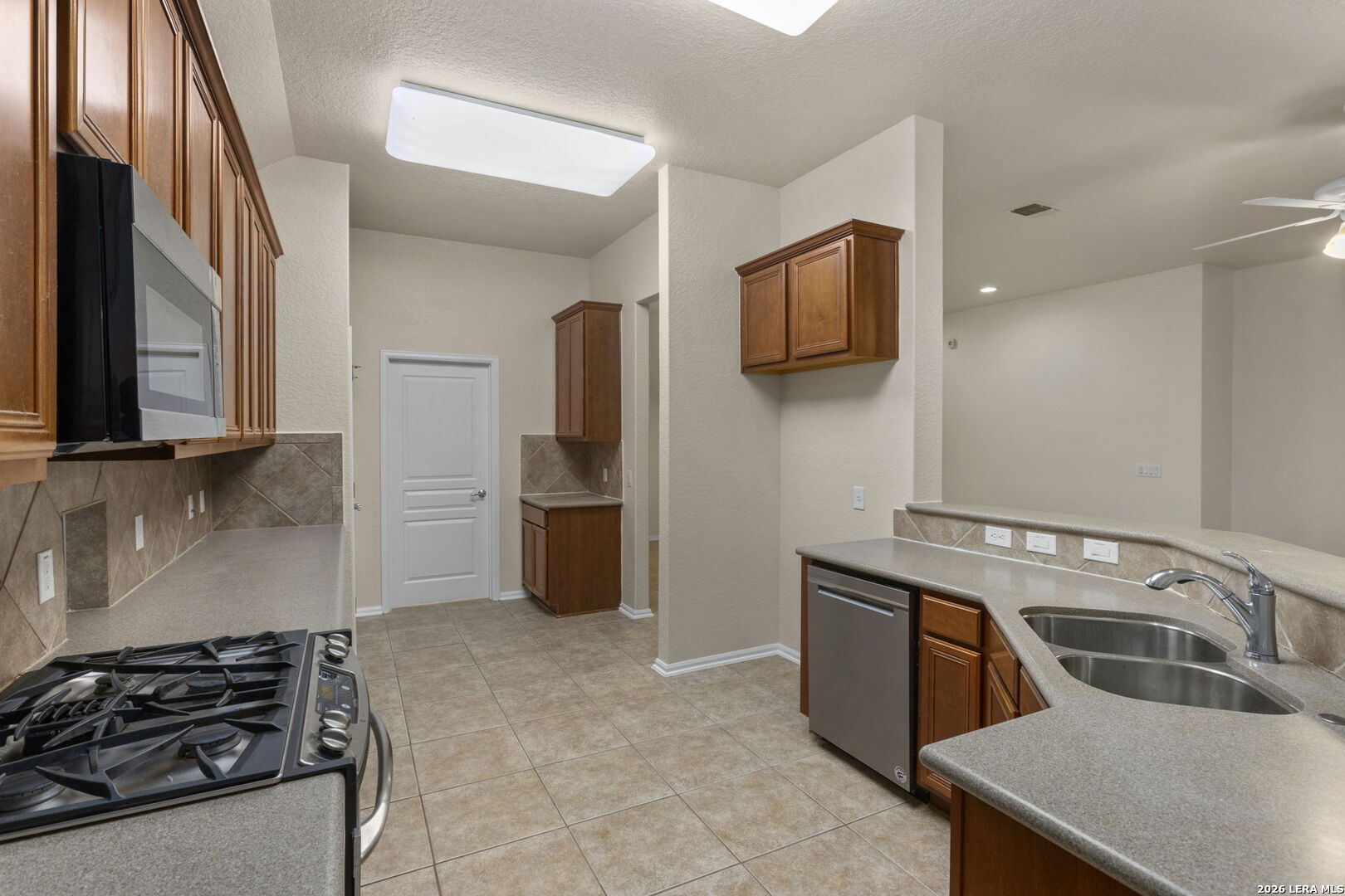 1318 Oasis Creek San Antonio TX 78260