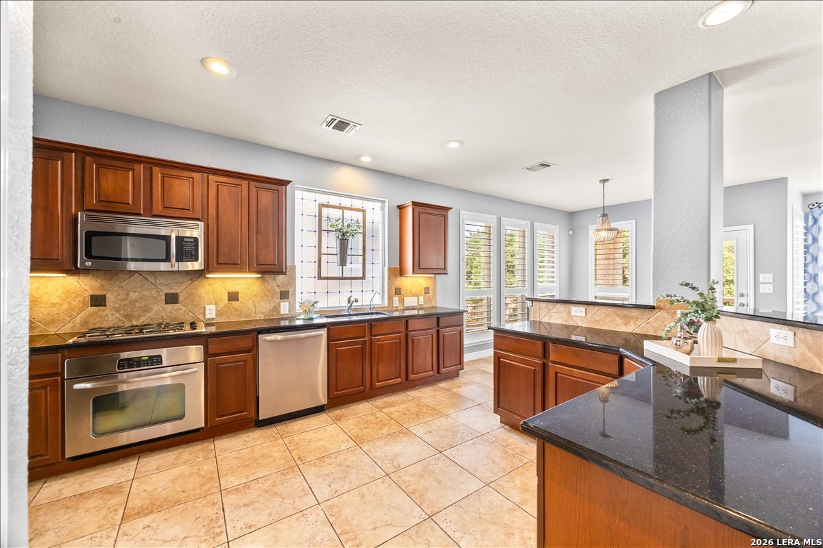 430 White Canyon San Antonio TX 78260