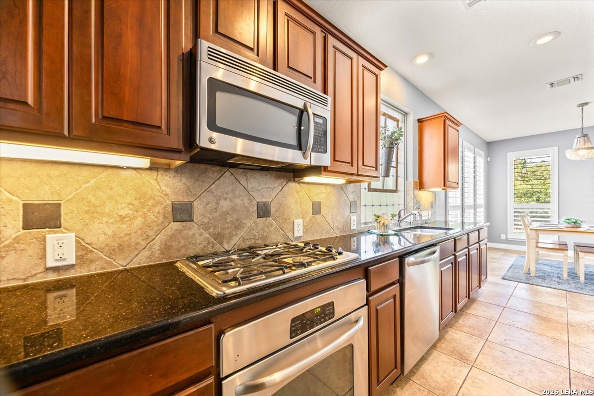 430 White Canyon San Antonio TX 78260