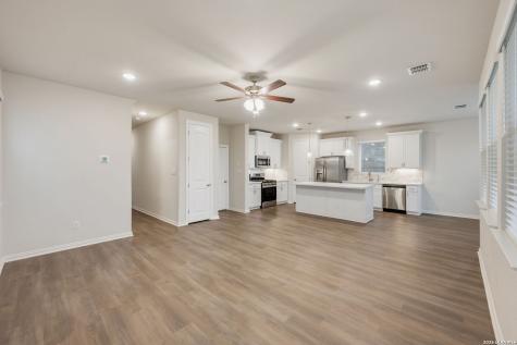 2038 Flametree Avenue New Braunfels TX 78132
