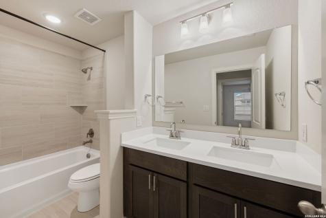 2038 Flametree Avenue New Braunfels TX 78132