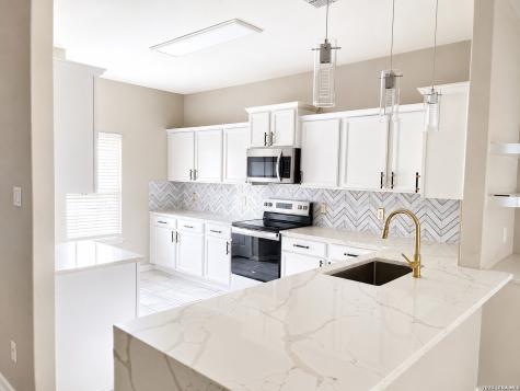 3523 Southton View San Antonio TX 78222