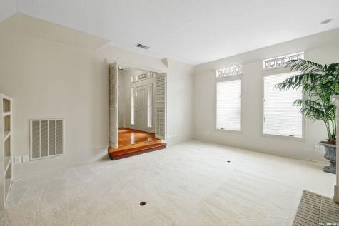15 Granburg Circle San Antonio TX 78218